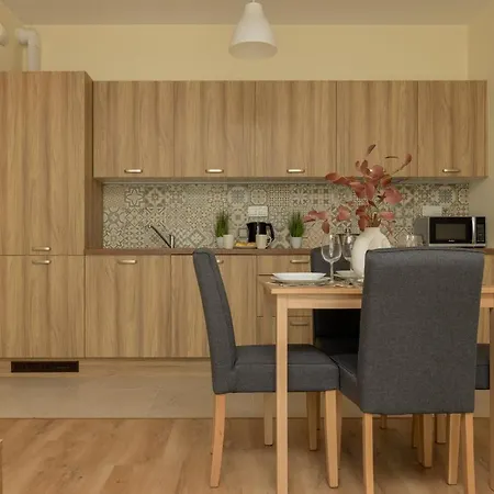 Cosy Apartment Bialej Floty With Parking By Noclegi Renters Varšava Exteriér fotografie
